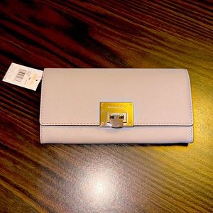 Michael Kors Tina Carryall Leather in Ash Grey 🐭